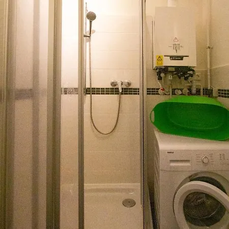 Cozy Domicile Center South דירה